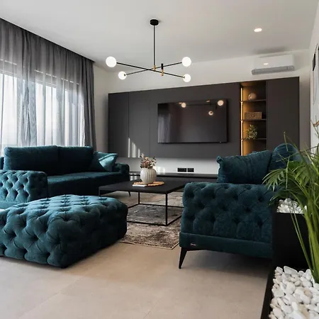 Petrea Novigrad (Dalmatia)