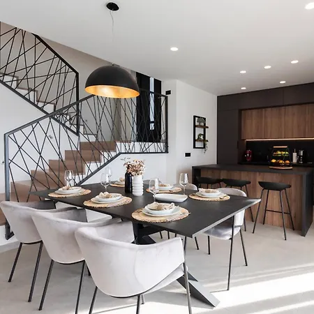 Petrea Novigrad (Dalmatia)